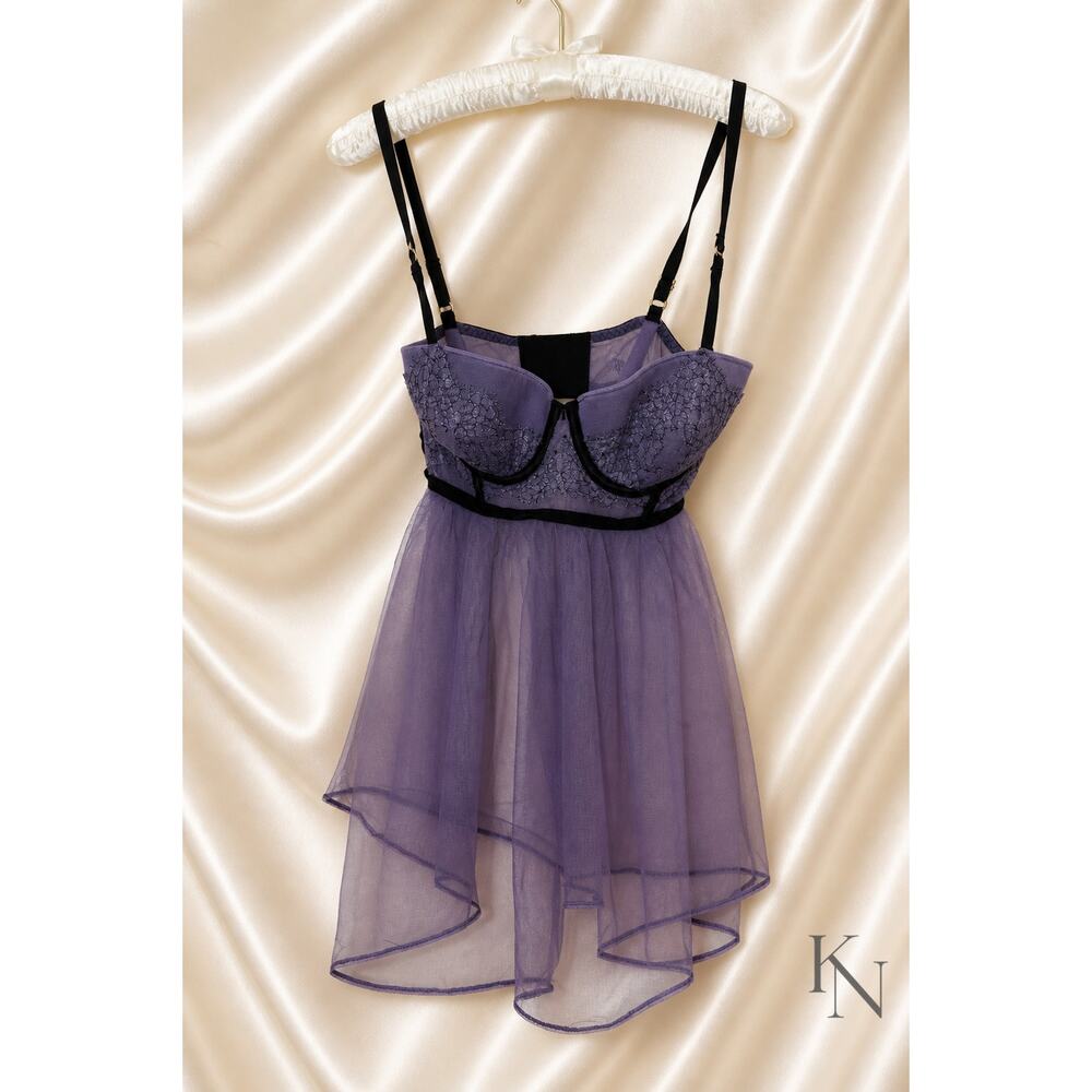 Victoria’s Secret Lace & Mesh Babydoll – 36C